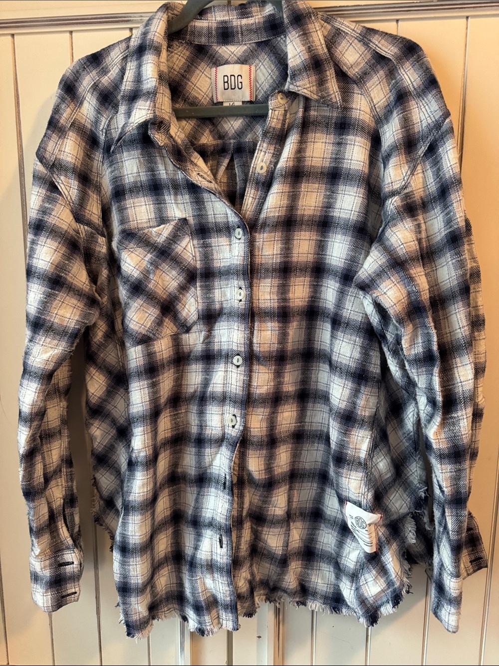 BDG White and Navy Plaid Long-Sleeve Button-Down Shirt